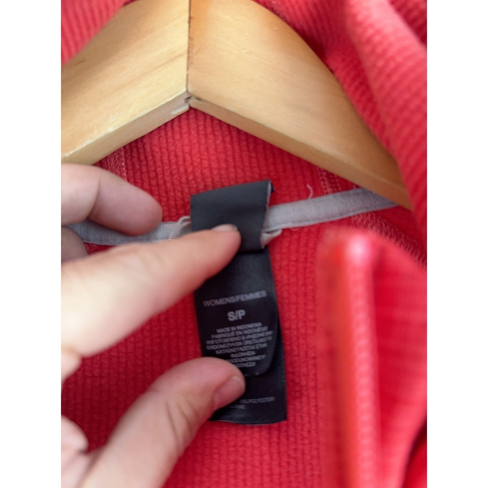 North Face Hoodie Womens Small Red Full Zip Fleece Jacket Outdoors Activewear - Picture 4 of 7